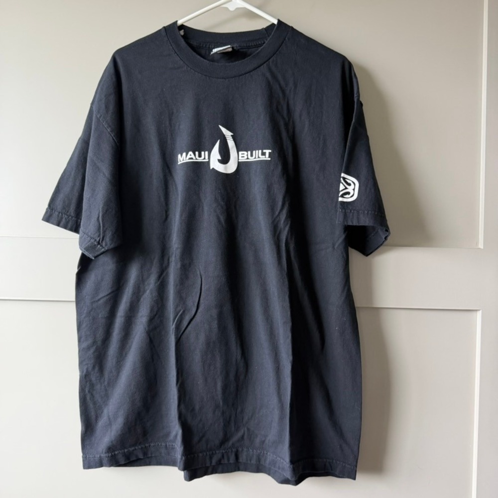 Maui Built T-Shirt Mens XL‎ Black Graphic Fish Hook Logo Short Sleeve Tee